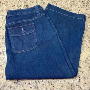 Faded Glory Capris NWT
Size: 16W
Excellent new condition!!!